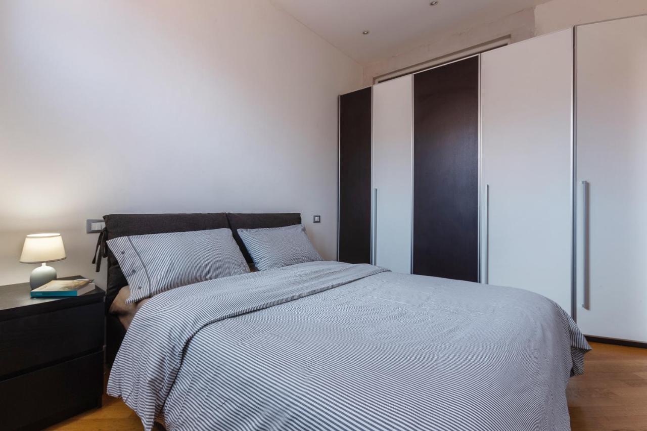 Bologna Modern Apartment Saragozza District Bagian luar foto