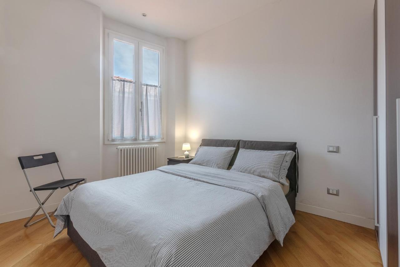 Bologna Modern Apartment Saragozza District Bagian luar foto